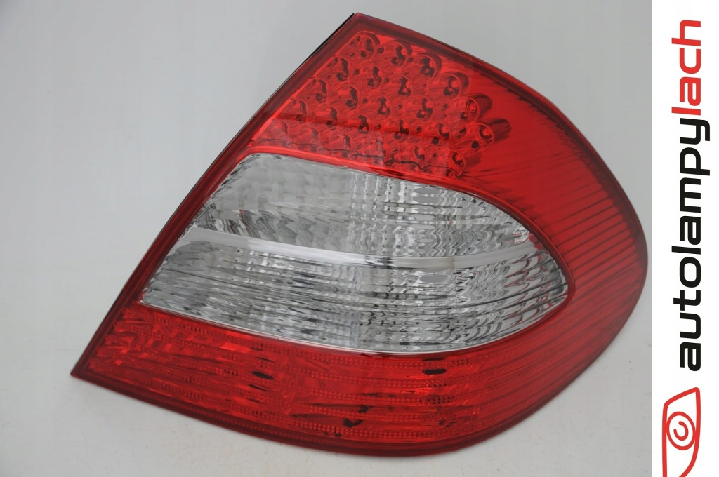 Mercedes w211 седан 06- фара задняя led правый  dep Недорого