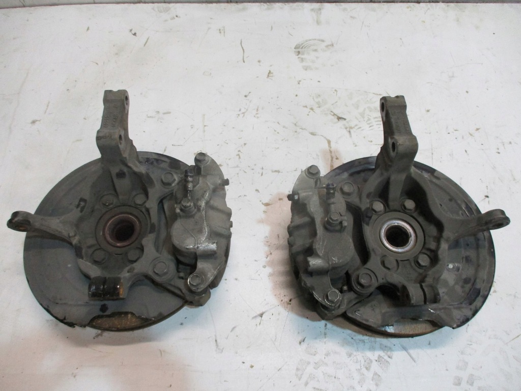 фото №1, Поворотный кулак поворотный кулак nissan leaf ii 40kwh