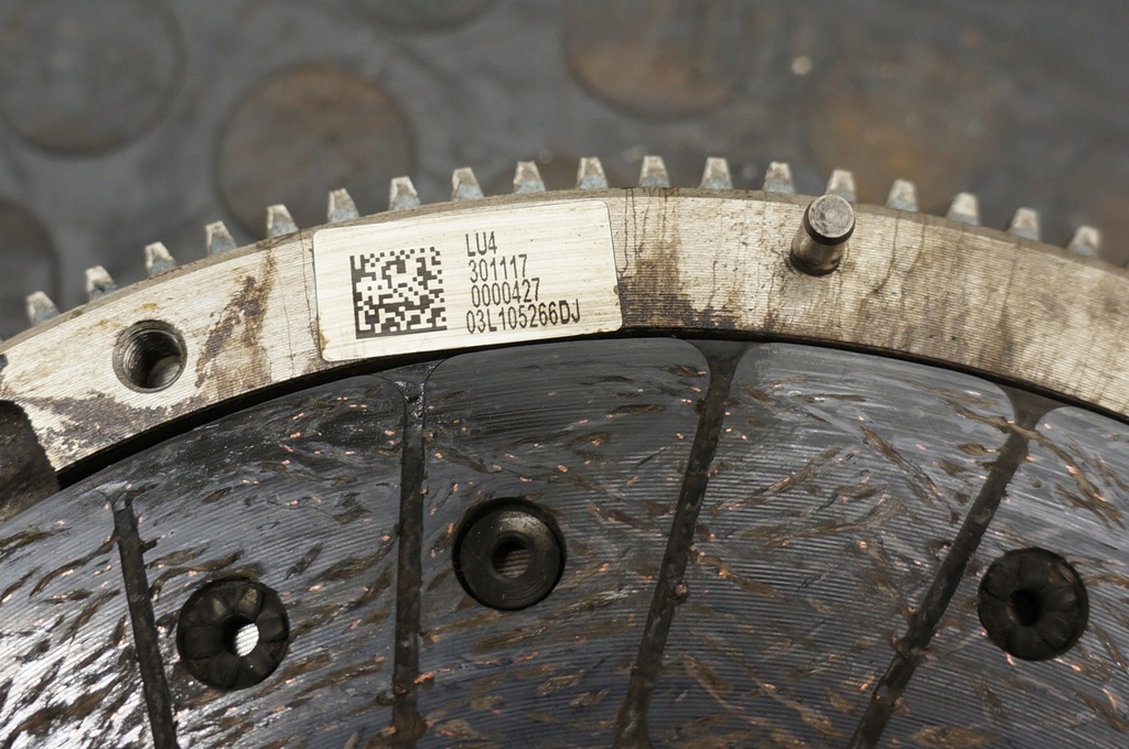 фото №8, Зчеплення колесо двомасовий vw golf vii t-roc passat 2,0 tdi 03l141026b