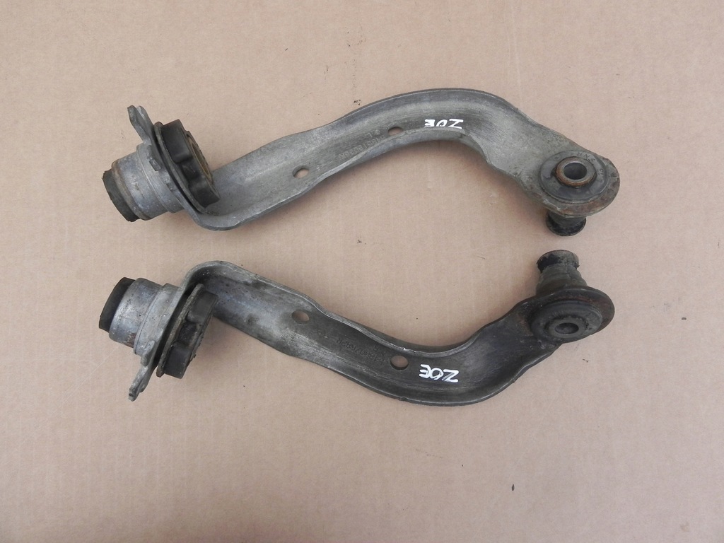 фото №1, Renault zoe i кронштейн балка підвіска