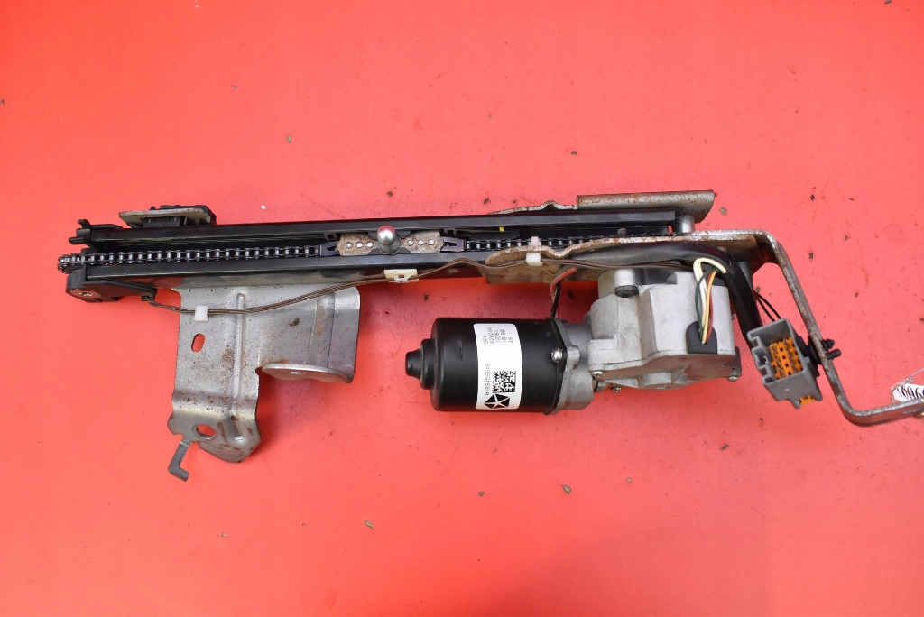 фото №6, Моторчик открывания крышки 04894596ab chrysler town & country voyager v