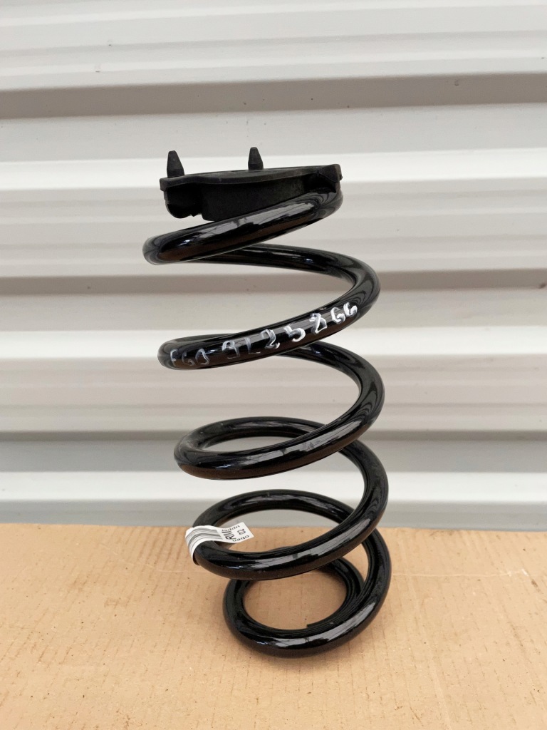 Купити Mini f54 f60 пружина підвіска задній 6871665