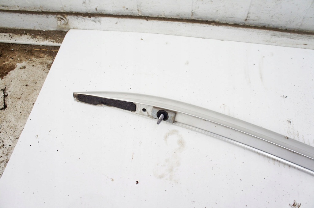 Tw134 opel insignia b ^ рейлинг крыша крышный правый  универсал Недорого