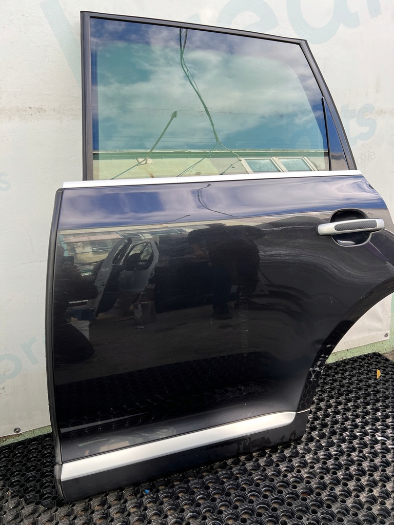 фото №1, Porsche cayenne 7l5 двері ліва задня lc9z