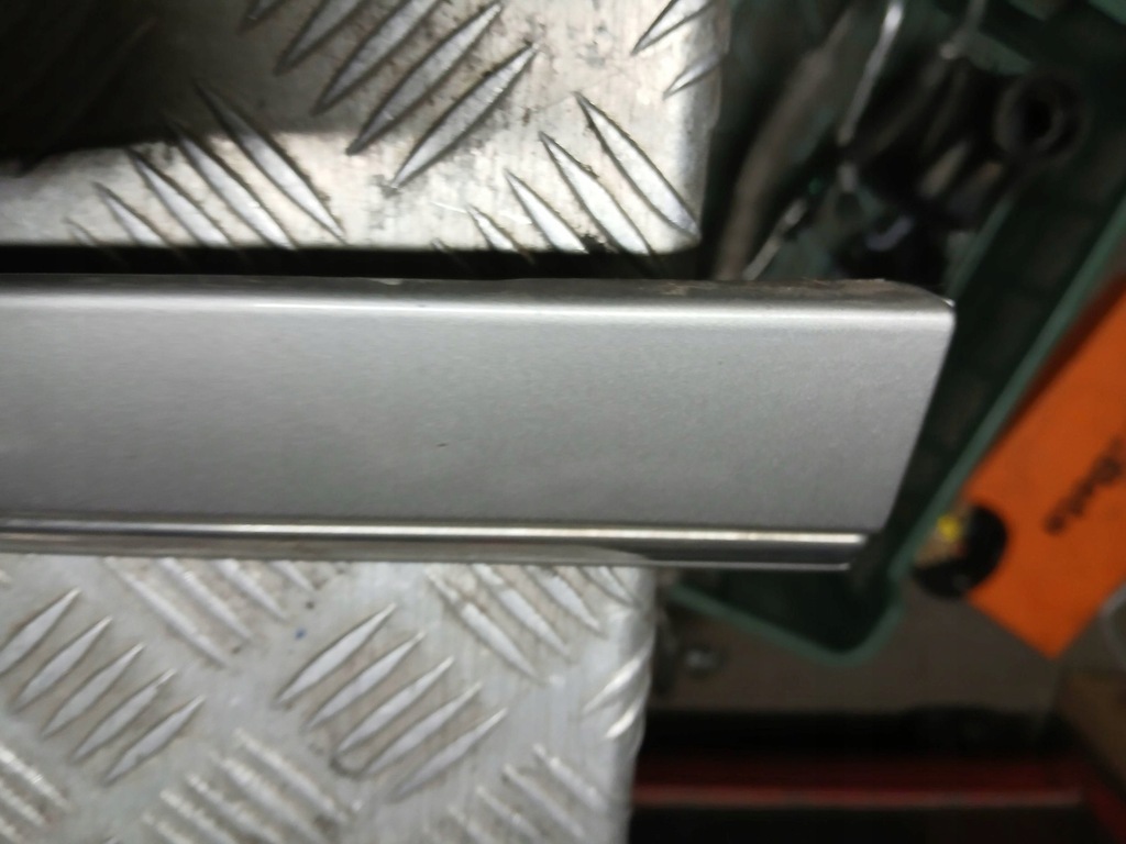 фото №6, Молдинг двері правий перед mercedes e w211