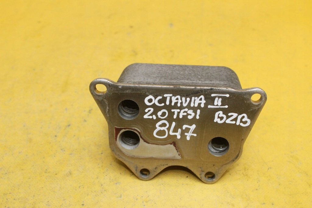 фото №5, Радіатор оливи 06j117021j octavia ii 2.0tfsi