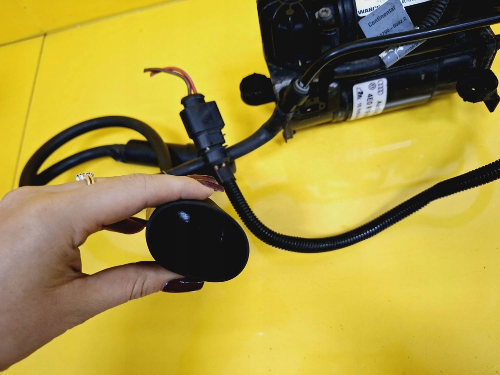 Купить Компрессор подвеска пневматический audi a8 d3 4e06160005d 15.15550-0008.3