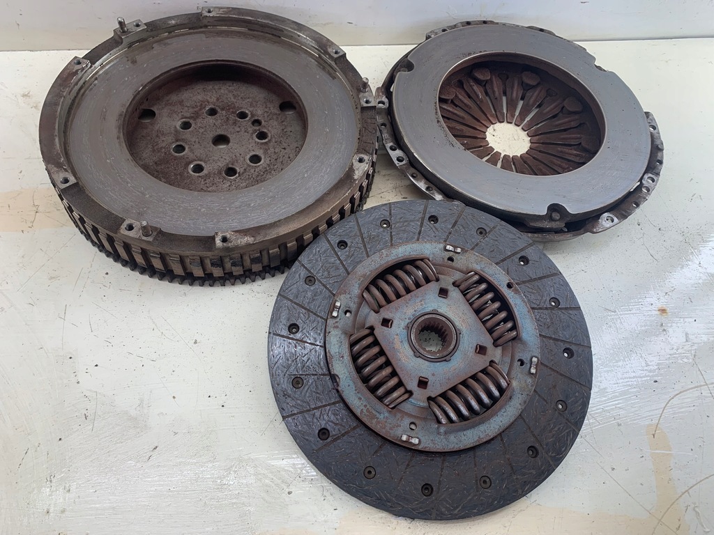 фото №1, Hyundai ix35 1.7 crdi колесо маховик сцепление