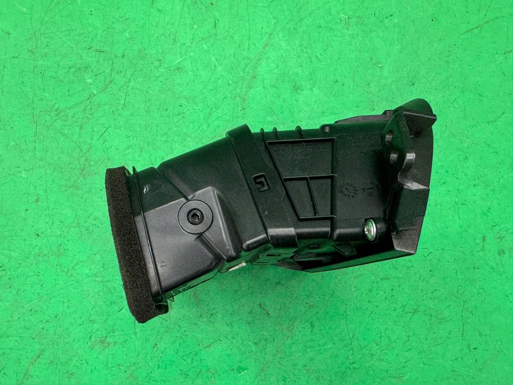 фото №8, Решётка обдув панели приборной панели левая 97480-3x000 hyundai elantra v 10-16