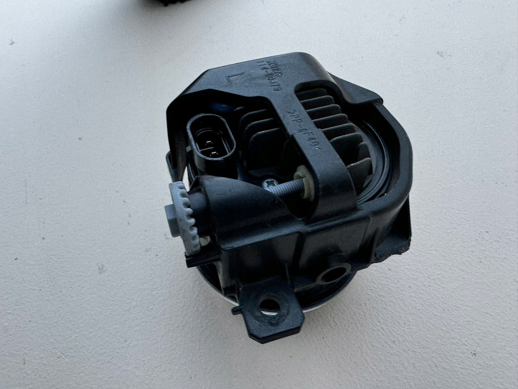 фото №14, Subaru outback vi 6 bt 20r- противотуманная фара led левый перед передний 114-60379