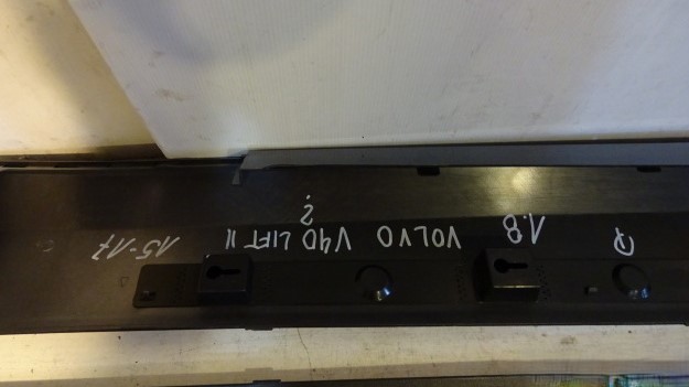 фото №3, Порог молдинг порог левая volvo v40 lift ii