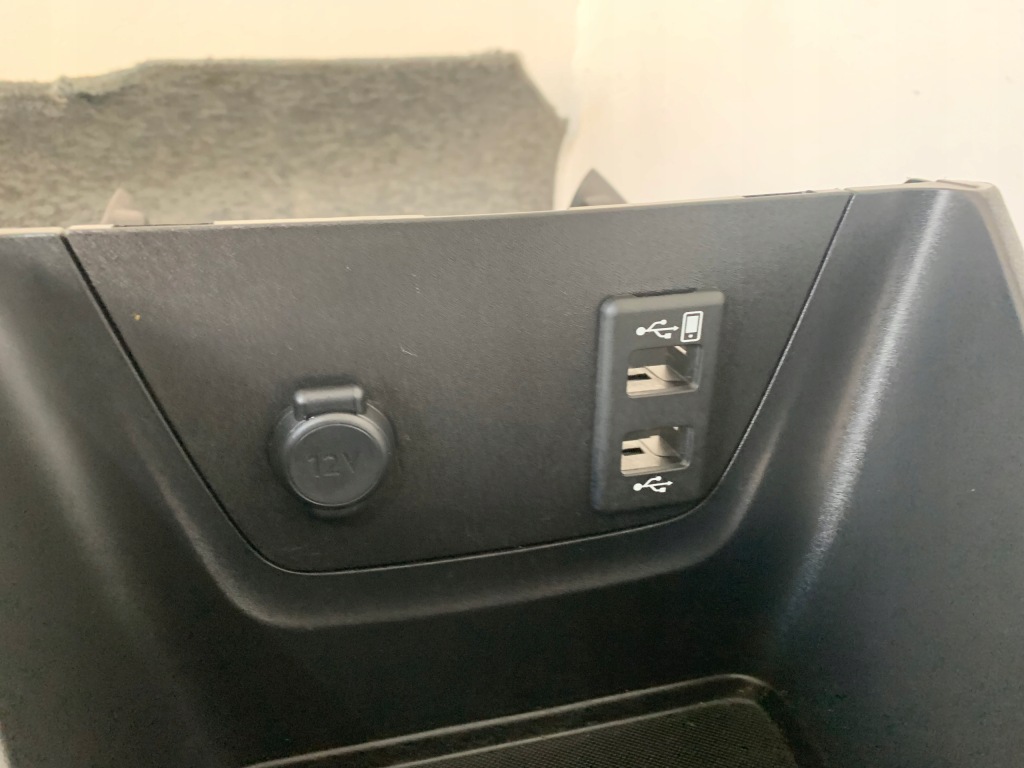 Купить Opel crossland x 1.2 thp 19r туннель средний бардачок оригинал