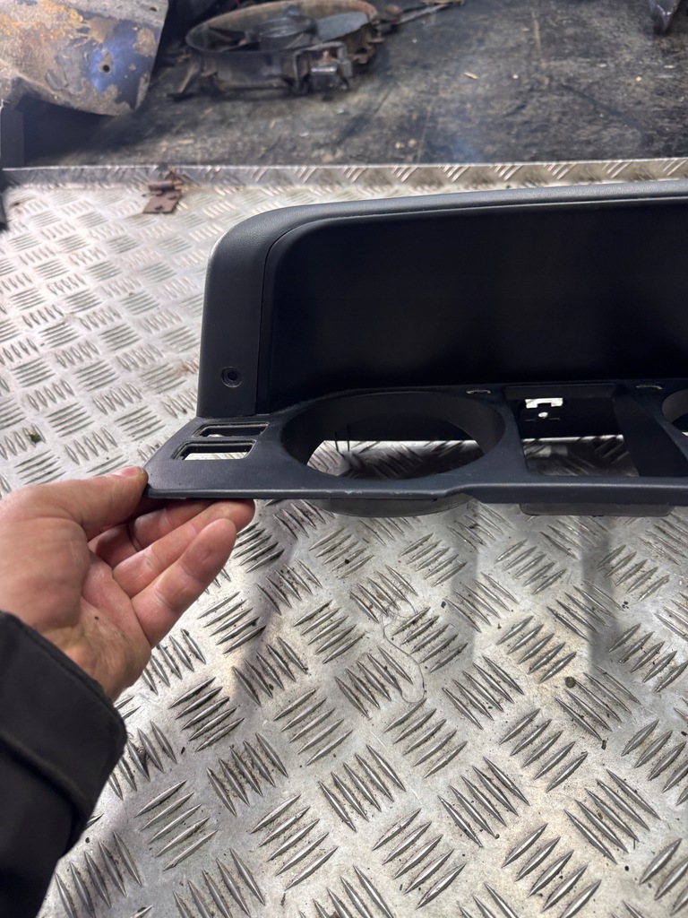 фото №8, Рамка спидометра mitsubishi pajero ii mb652145