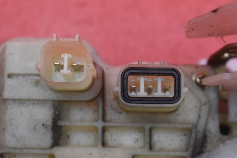 фото №7, Замок дверь левый перед передний eu honda jazz 2 ii 01-04