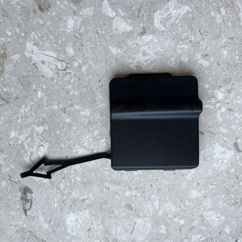 фото №1, Renault clio iv заглушка бампер задня 511653283r