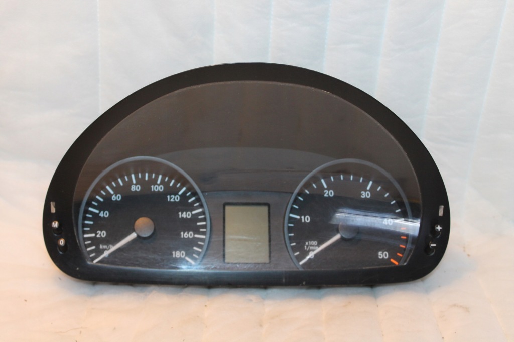 фото №1, Счетчик приборная панель mercedes sprinter vito w639 lift