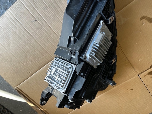 фото №8, Лампы mercedes gle w167 multibeam europa комплект