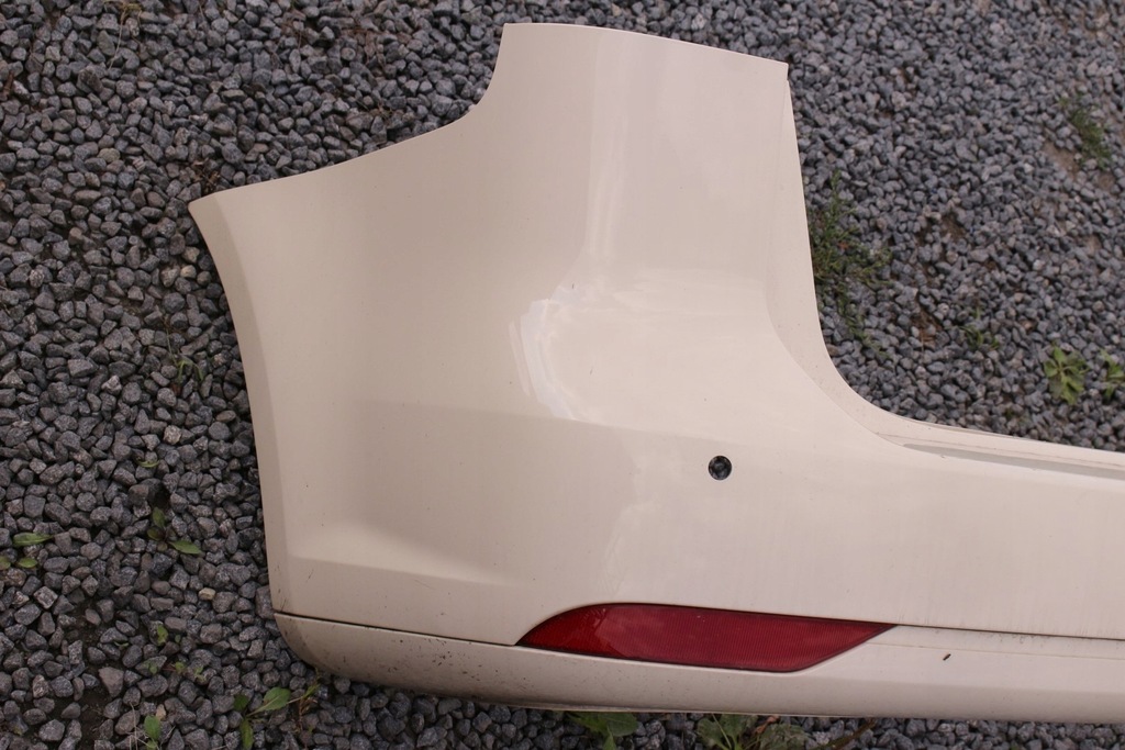 фото №5, Бампер задня задній vw touran 10-15r. відбивачі pod pdc