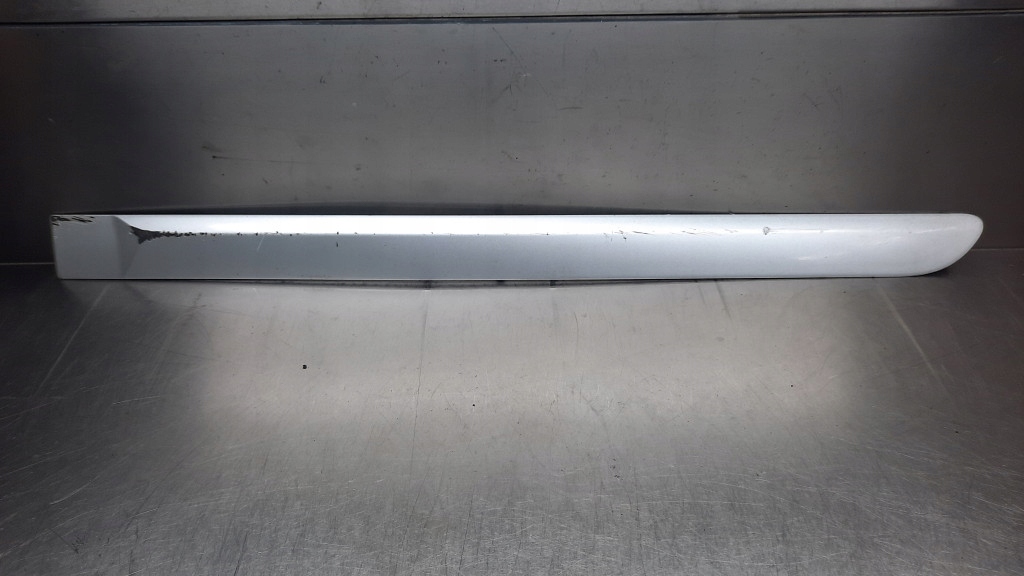 фото №1, Молдинг двері лівий задня 08694940 volvo xc90 lift