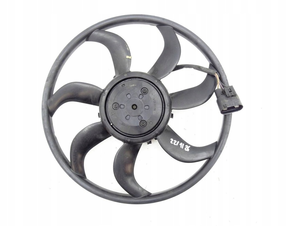 Купити Вентилятор радіатора opel astra k 17r. 3137234033