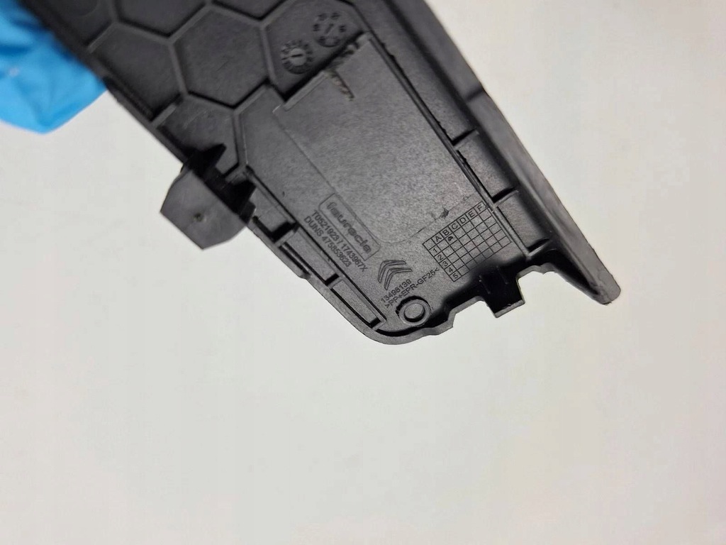 фото №6, Другая часть салона citroen c3 aircross 13498139