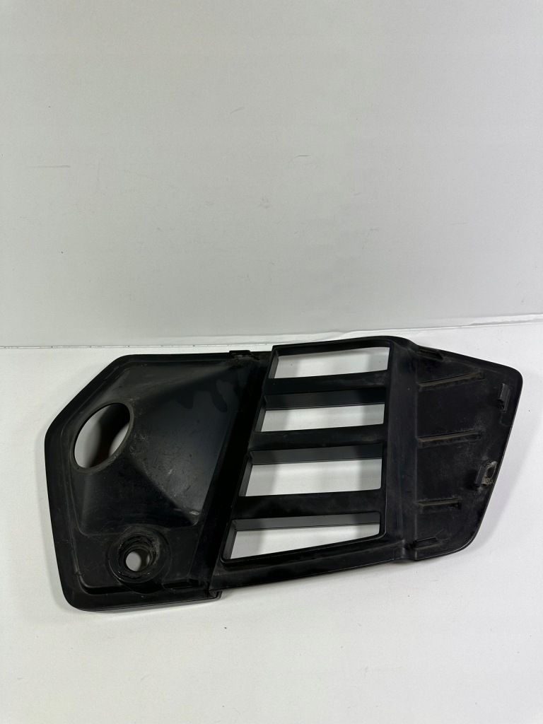 Купить Q5 80a решётка бампера правый  левая комплект abt