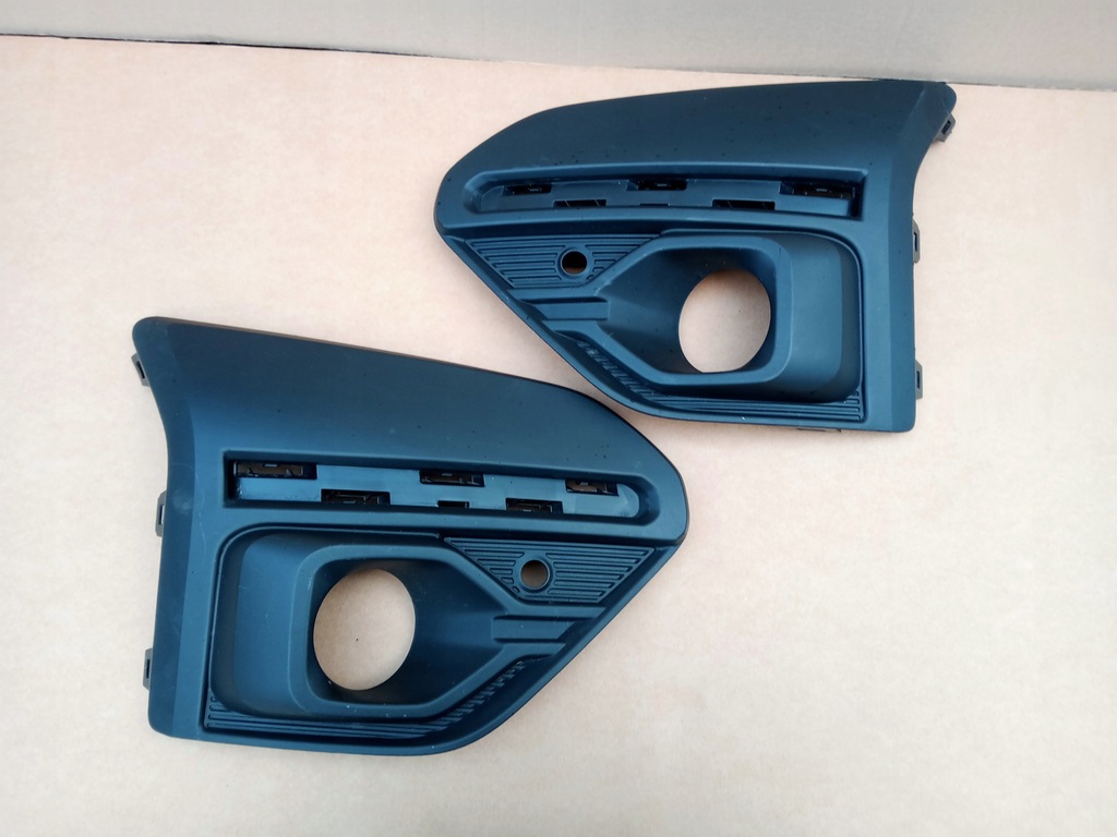 фото №1, Dacia sandero iii stepway правая левая решётка бампер