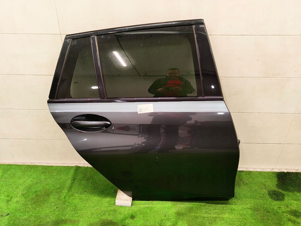 фото №1, Bmw 3 g21 дверь правый задняя shadowline keyless тонированная стекло b39