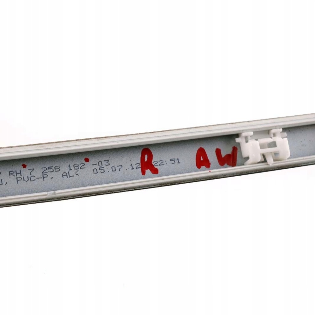 фото №12, Bmw 3 f30 молдинг кровельная крыша правая белый alpinweiss 3 - 300