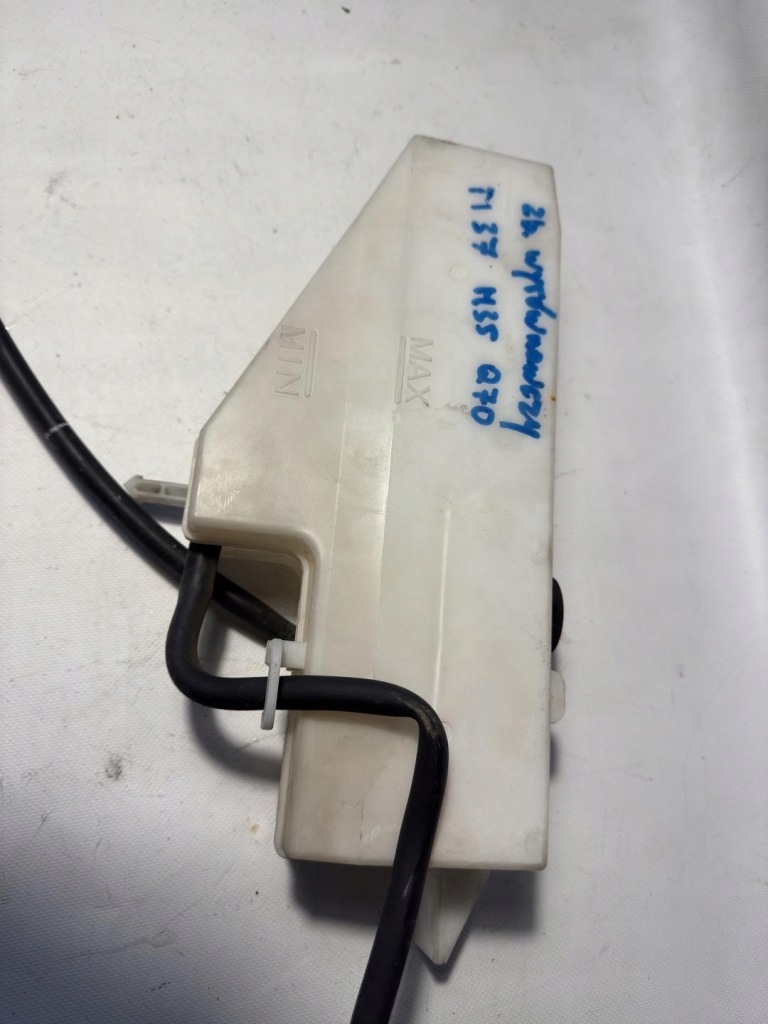 Купити Бак омивача a2468690220 infiniti q30 mercedes w246 w176 gla x156