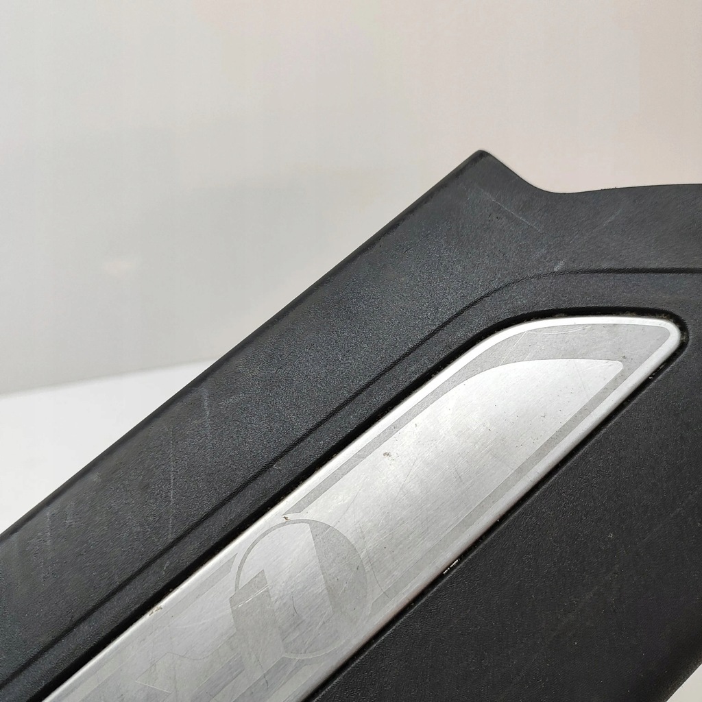 фото №10, Jaguar f-pace 2017 правая сторона защита накладки передней