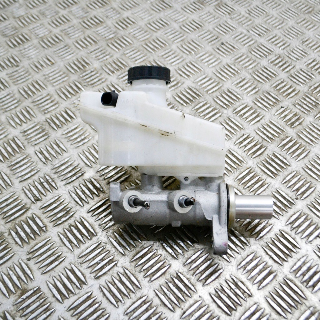 фото №5, Maserati levante 2020 бак жидкость тормозной