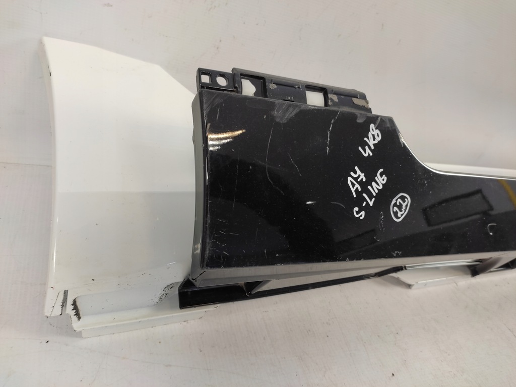 фото №6, Audi a7 c8 s-line 4k8 молдинг поріг права 2018-