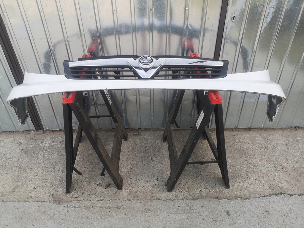 фото №10, Решітка радіатора решітка радіатора opel vivaro a lift 06-14 білий