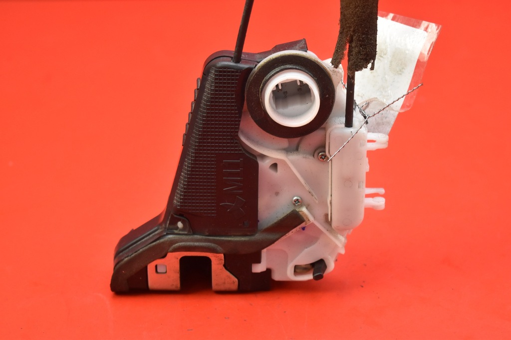 фото №5, Замок дверь левый задняя задний q51-14120 toyota avalon 4 iv xx40 13-18