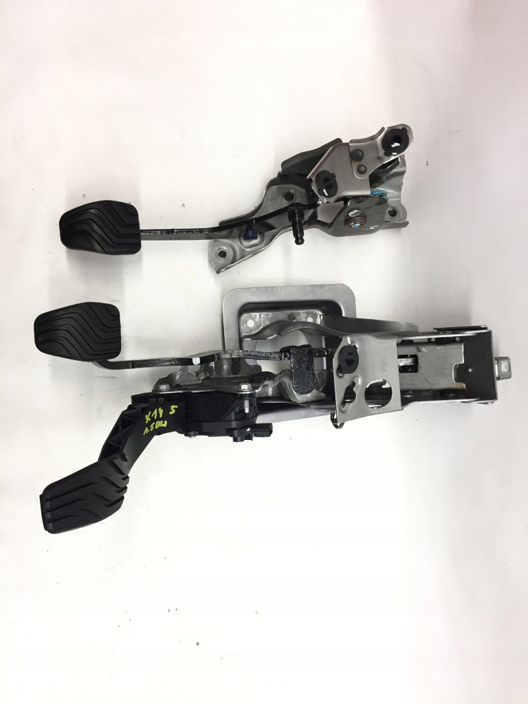 фото №1, Micra k14 padały педаль тормоза сцепления gaz