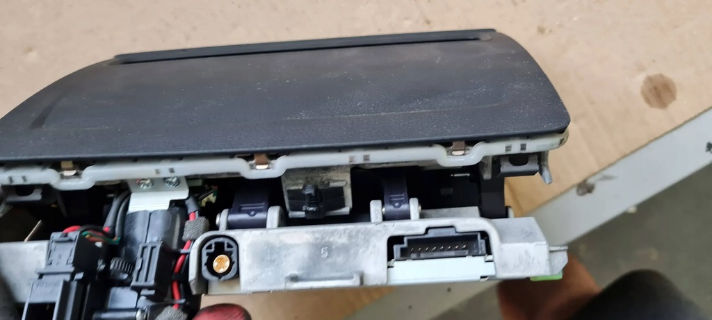 фото №10, S3 8v sedan a3 дисплей экран lcd радио mmi 8v0857273n