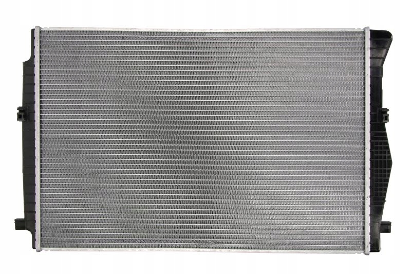 Радіатор води audi a3 2.0 tdi quattro 8v1 Доставка