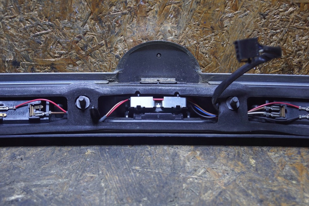 фото №13, Saab 9-3 ver2 накладка кришки задня 12850616 b281