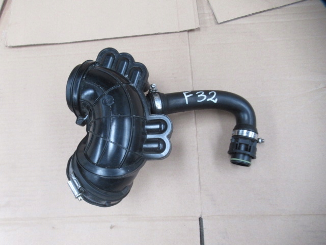 фото №1, Bmw 4 f32 f33 f36 труба резонатор