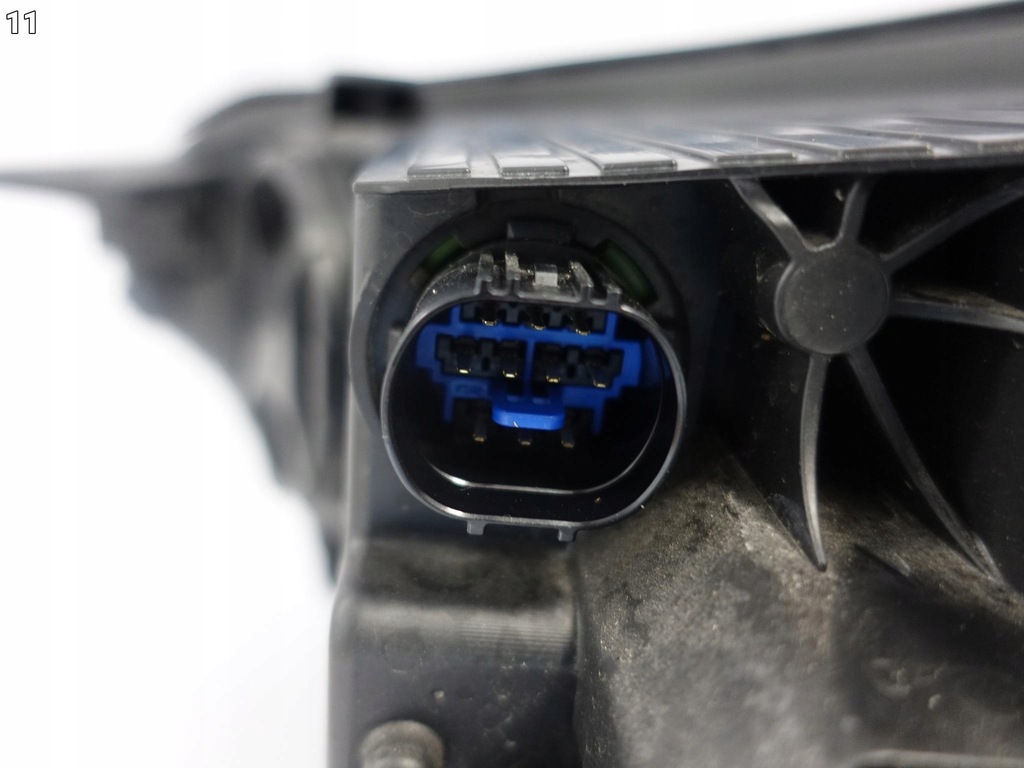 фото №12, Kia stonic 17-20 лампа права звичайна лінза протитуманна фара + led перед europa