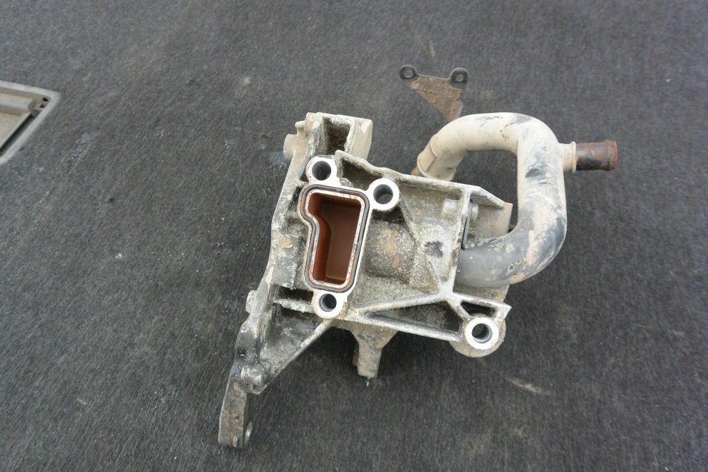 фото №5, Кронштейн генератора 3.0 tdi audi q7 4l vw touareg 7l