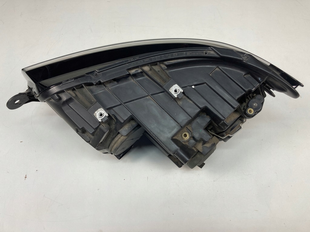 фото №8, Лампа права передня vw transporter t6