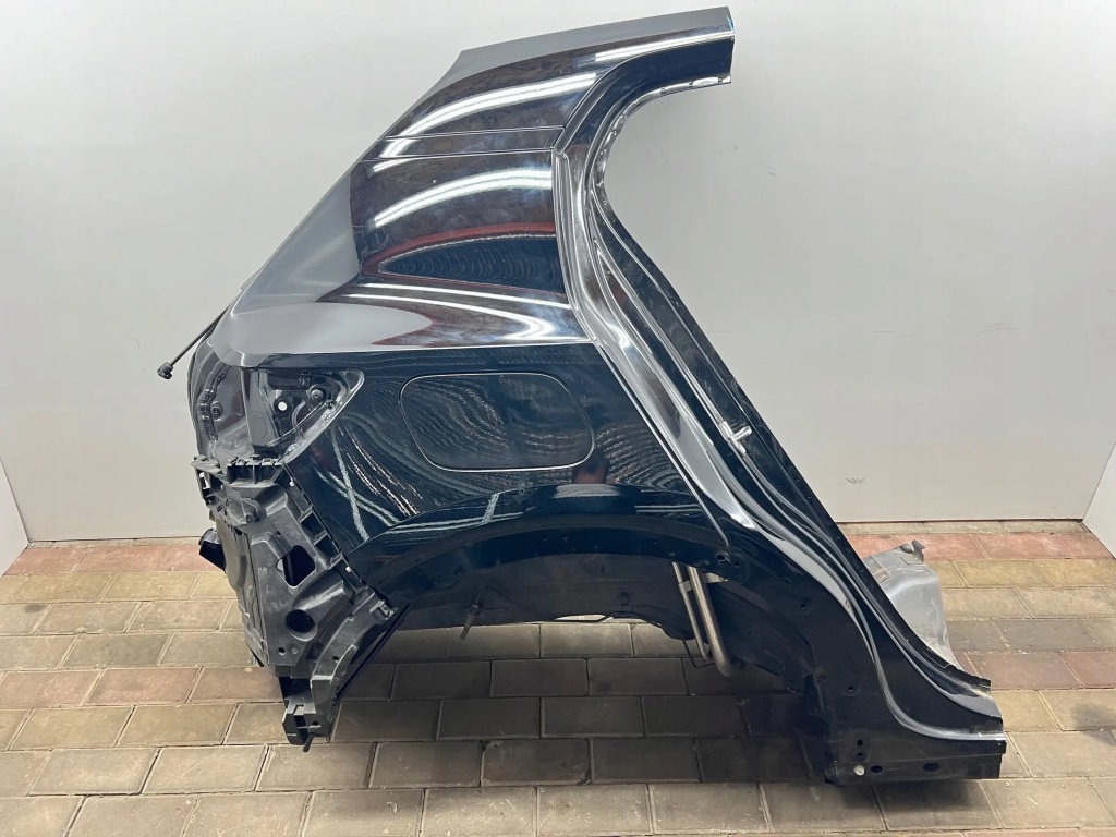 фото №1, Volvo xc40 крила правий задня задній чверть 019