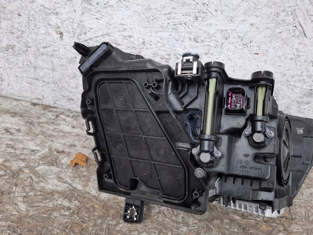 Audi a5 b9 2017-21 рік 8w6941034d фара правий full led в Україні