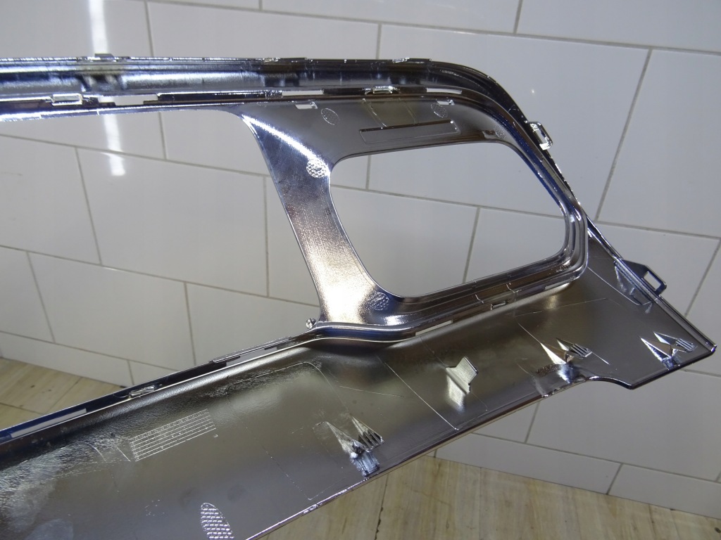 Решітка бампера перед jeep grand cherokee wk2 2017- 21 Ціна