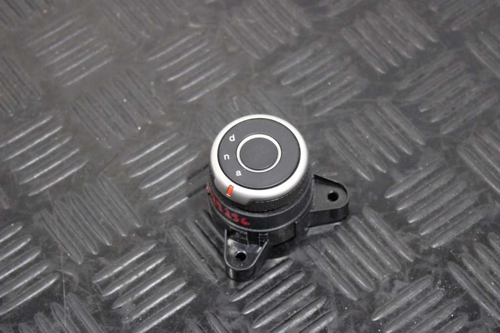 фото №1, Перемикач ручка dna 156129256 alfa romeo giulia veloce