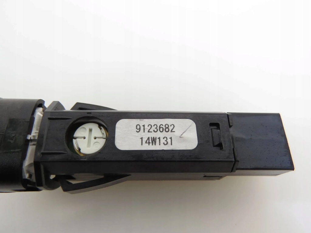 Переключатель выключатель света аварийных 9123682 volvo v40 ii xc90 с Разборки