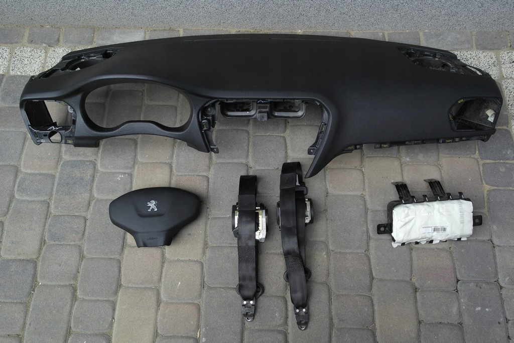 фото №1, Peugeot 301 приборная панель pulpit приборная панель консоль подушка безопасности pas