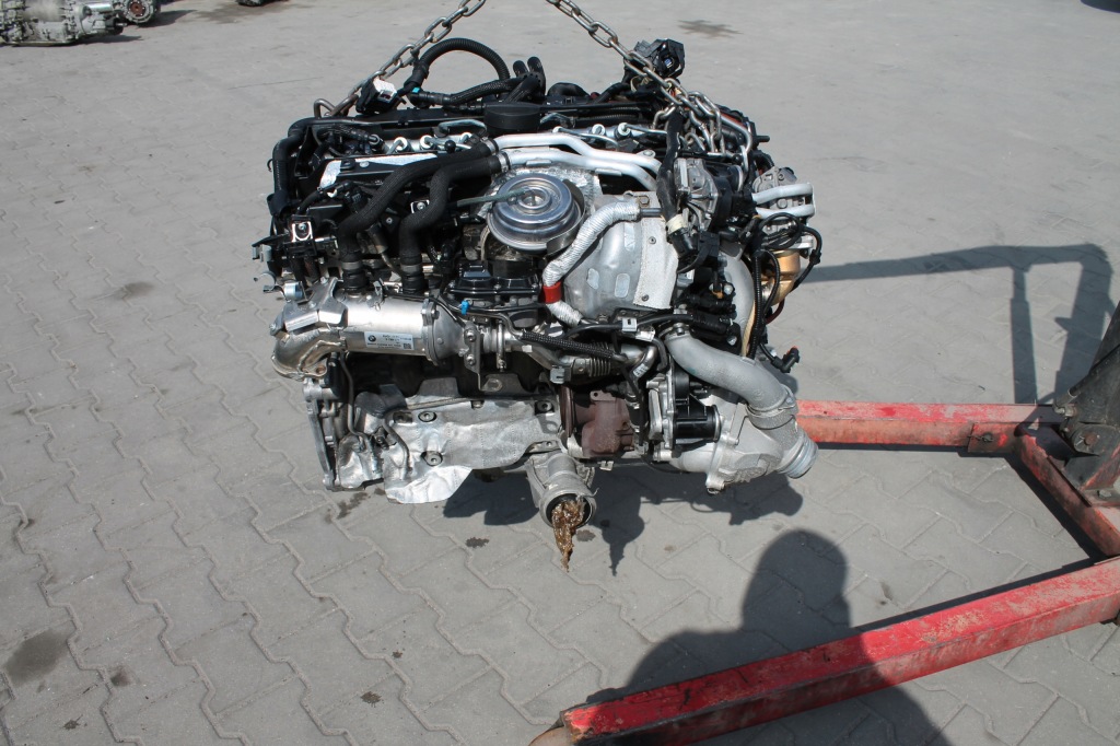 Двигатель комплектный  bmw b57d30b 70 tyskm в Украине